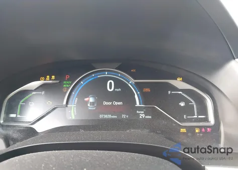 2018 Honda Clarity Plug-In Hybrid Touring z USA, uszkodzony, nr VIN JHMZC5F39JC011137